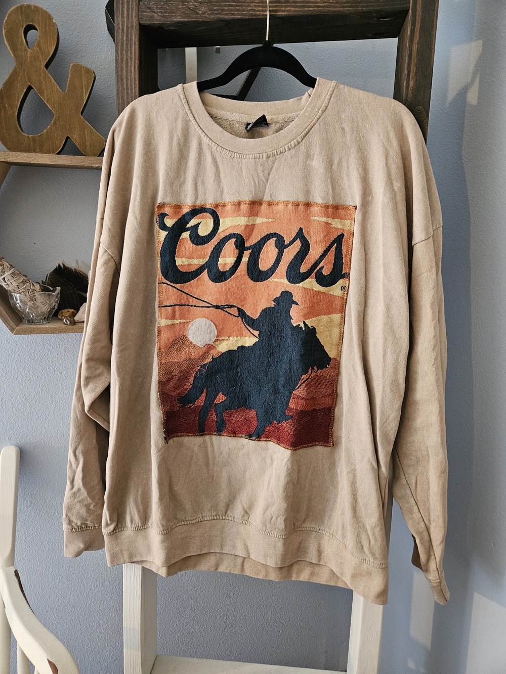 Coors Banquet Cowboy Rodeo Graphic Sweatshirt Oversized Tan Crewneck XL Vintage
